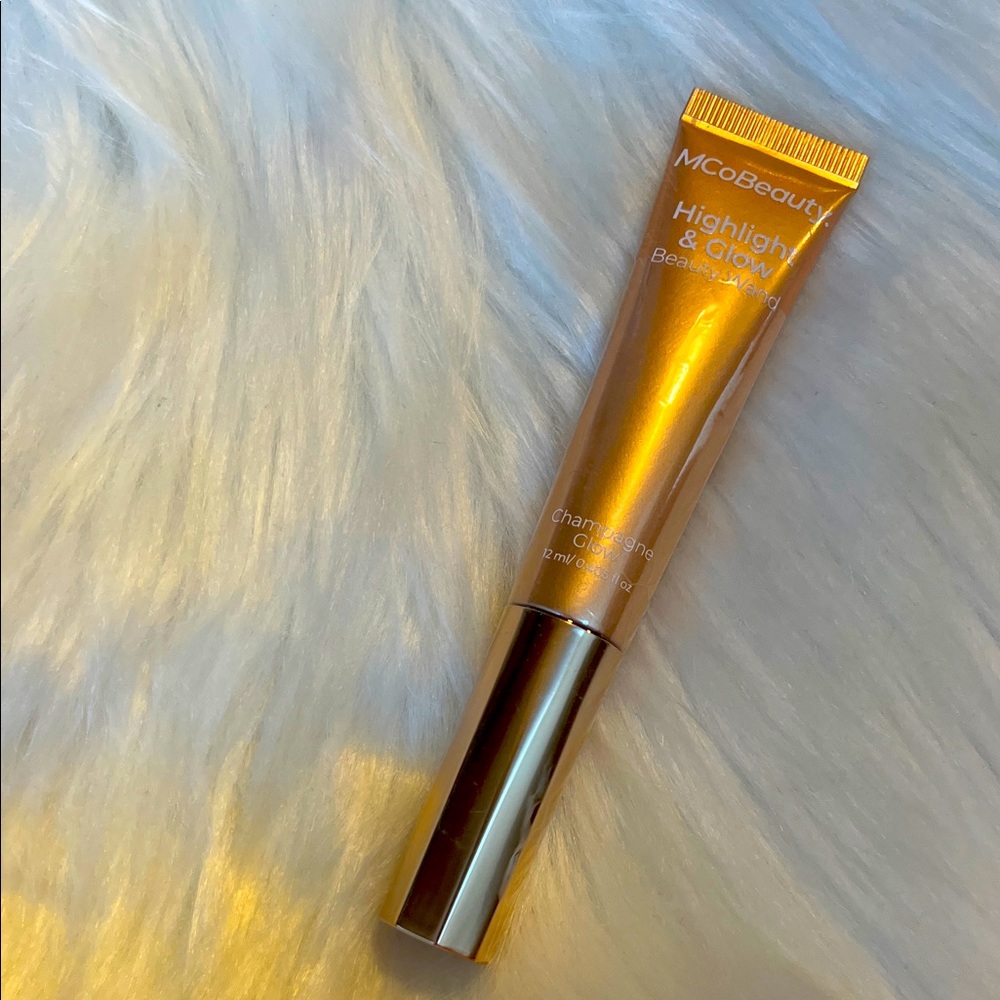 MCoBeauty Highlight & Glow Beauty Wand - Champagne Glow